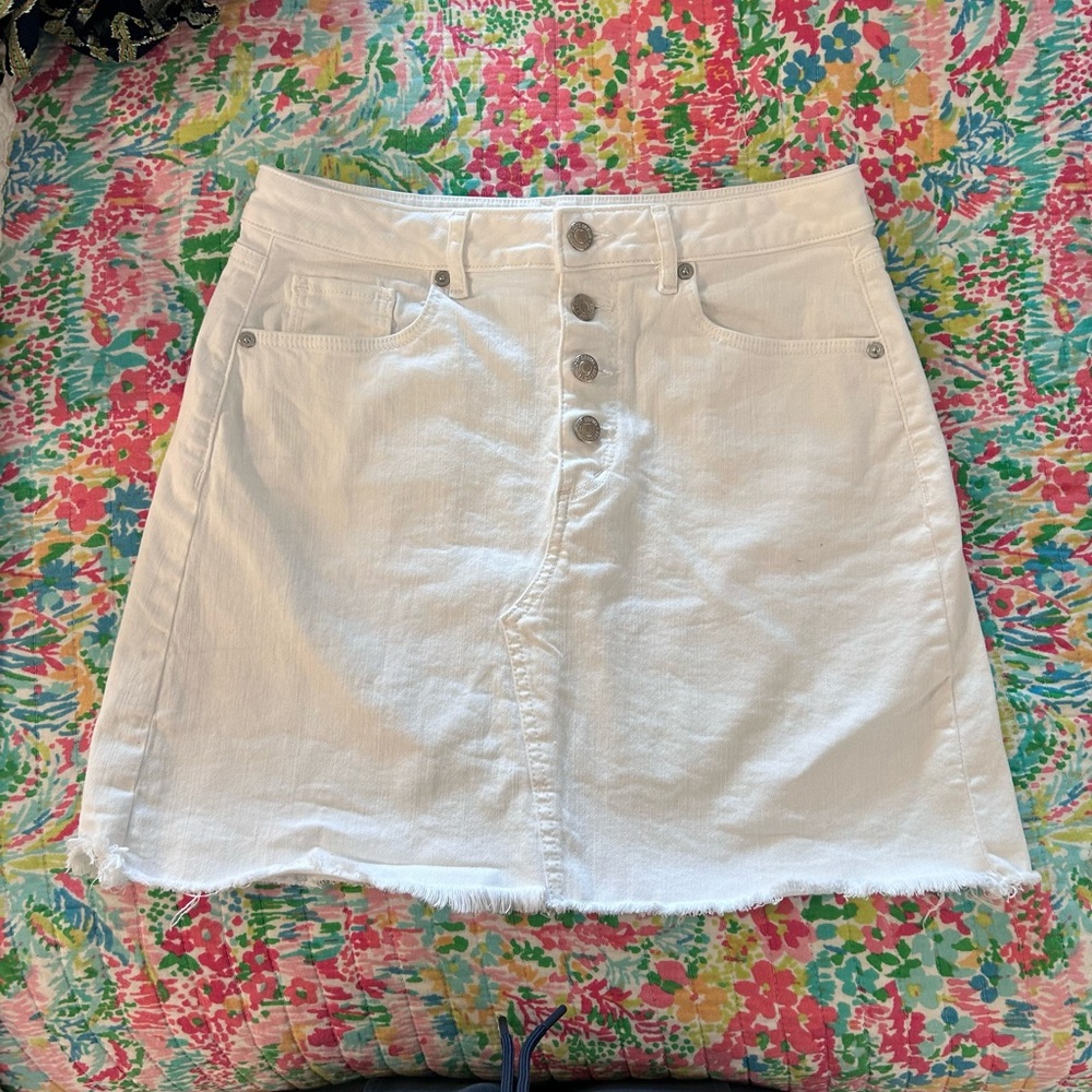 LOFT White Button-Front A-Line Denim Skirt with Frayed Hem